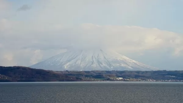 Yōtei的幽灵在北海道设定了它的危险和美丽感